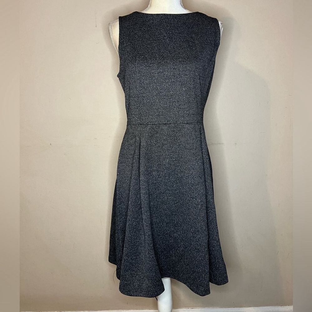 Banana Republic Knit Fit and Flare Dress - Picture 2 of 7